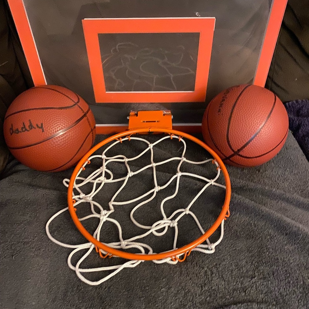 Kids Door mount basketball hoop with break away rim
